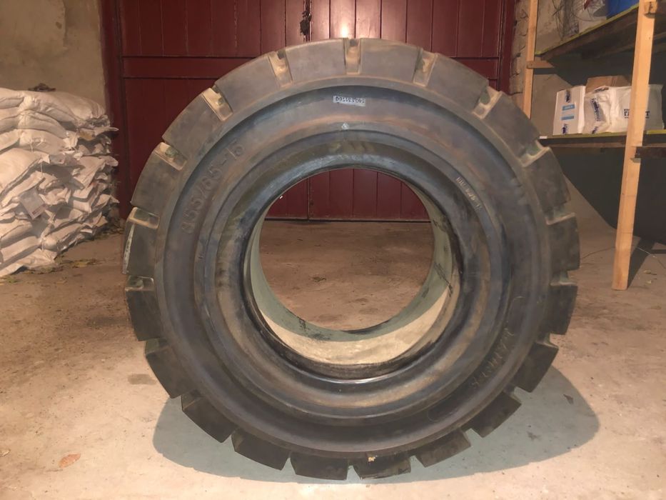 Шина погрузчик Solideal camso 355/65-15