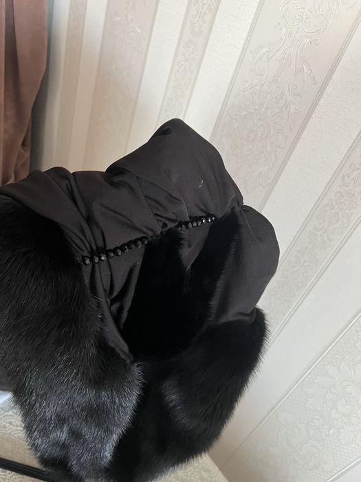 Женский головной убор