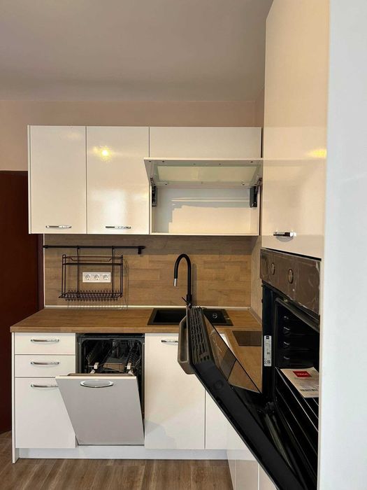 Дава се под наем Двустаен апартамент в София, Редута - 66 кв.м за 560 € - Снимка #1