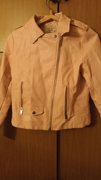 Продам куртку ЭКО кожа.