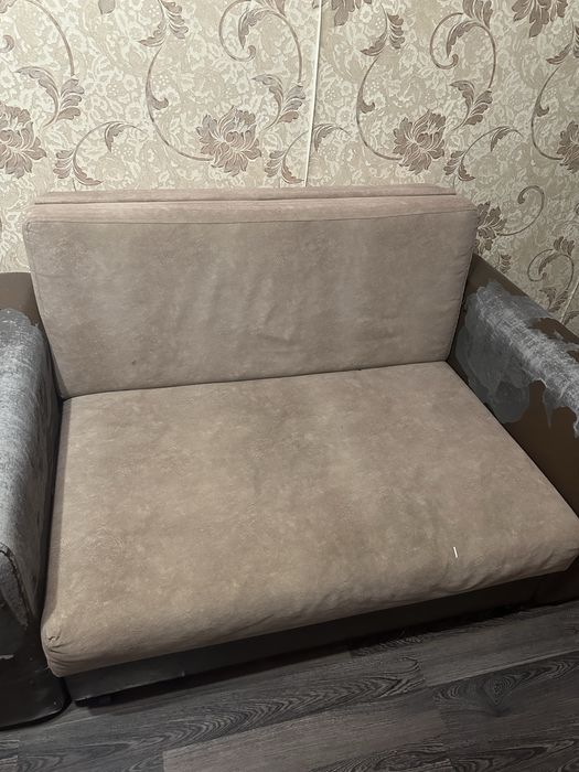 Продам диван Компактный Раскладной