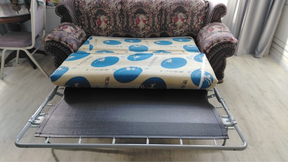 Отдам даром диван раскладной