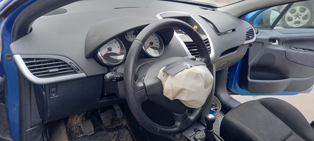 Пежо 207 1.4 88кс на части peugeot
