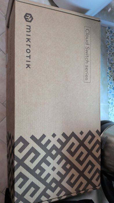 MikroTik CRS326-24G-2S+IN