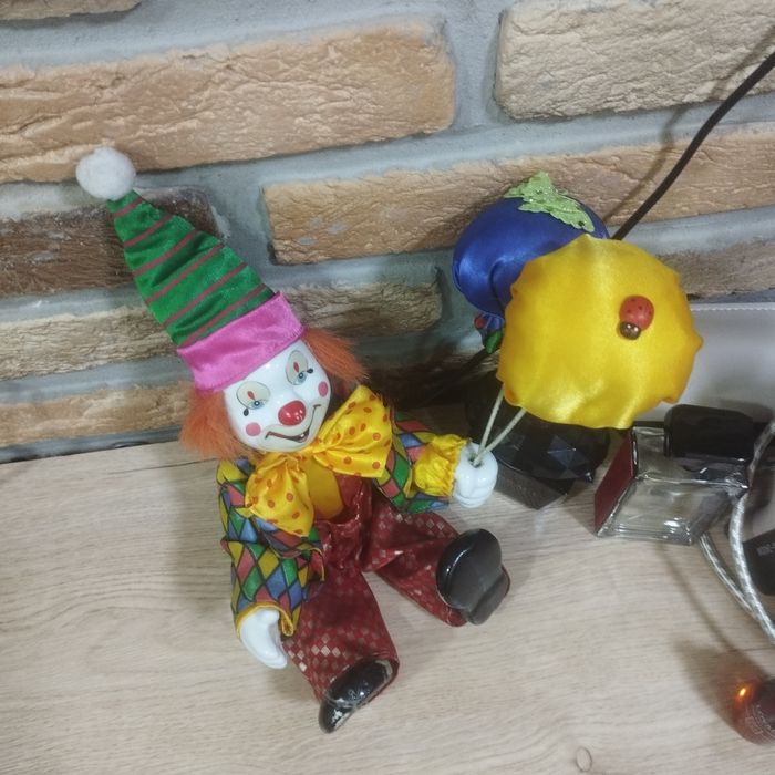 Клоун продается с Новой Зеландии