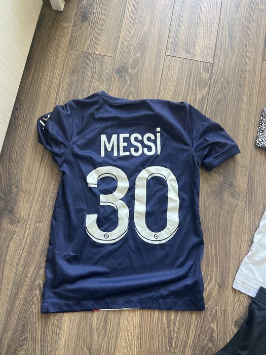 Детски екипи Nike PSG HM размери S и М 128-137 и 137-147