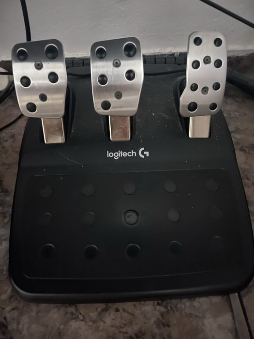 Logitech G29 + pedale + Schimbator
