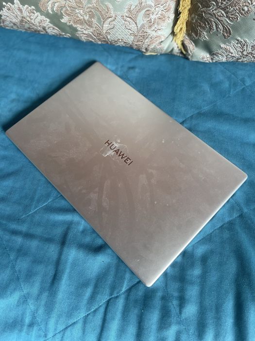 Huawei matebook D15 2021 (intel)