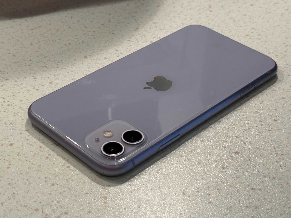 iPhone 11 64GB Purple - Отличен, Нова Батерия.