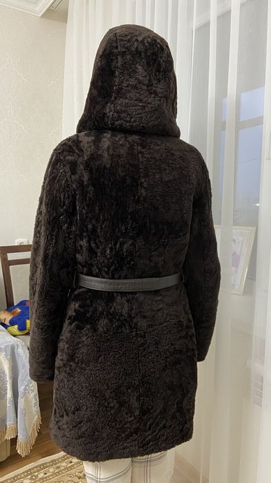 Продаю мотоновую шубу