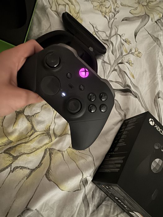 Xbox Series 2 Elite Controller Full box.