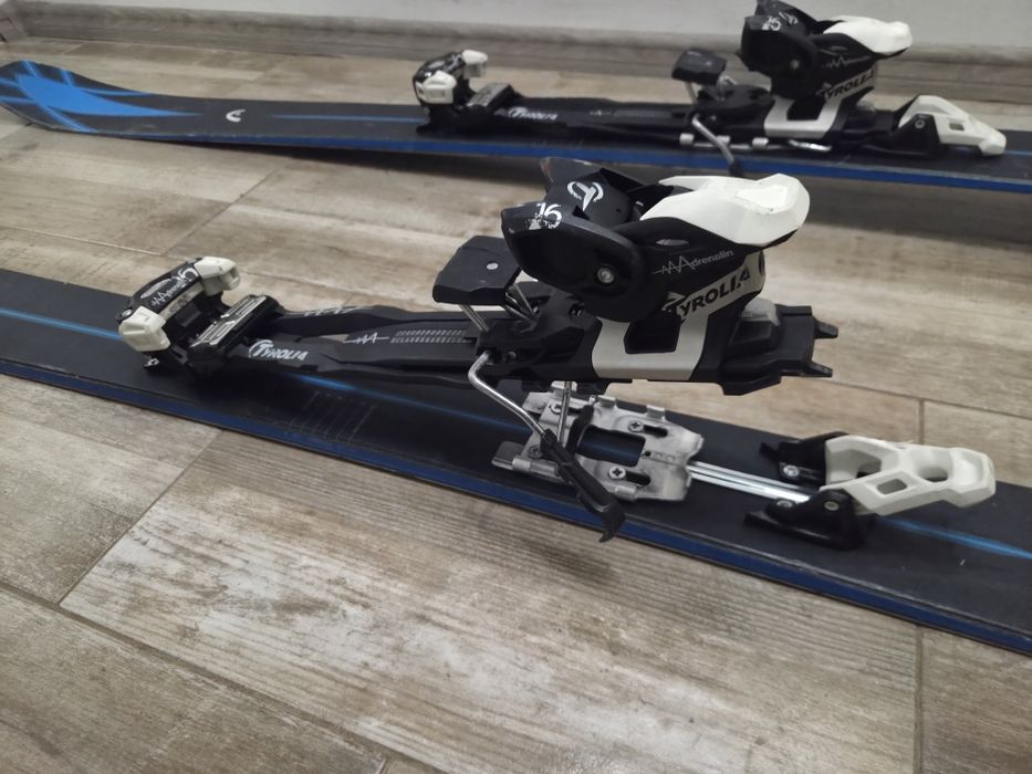 Туринг ски HEAD Collective 105 с Tyrolia автомати и колани към