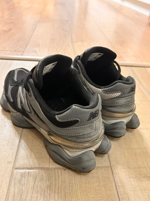 New balance 9060 black unisex