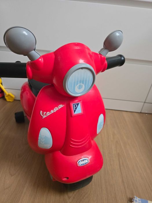 Motocicleta Vespa copii 1-3ani