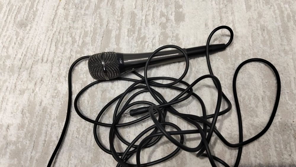 новый Микрафон LG для Караоке