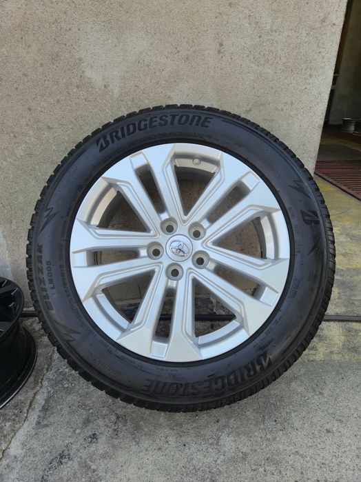 ROTI Jante + Anvelope IARNA - 5x114.3 18'' - OEM TOYOTA RAV4 Hybrid / Corolla Cross 225/60/18 Bridgestone 2022 CA NOI !