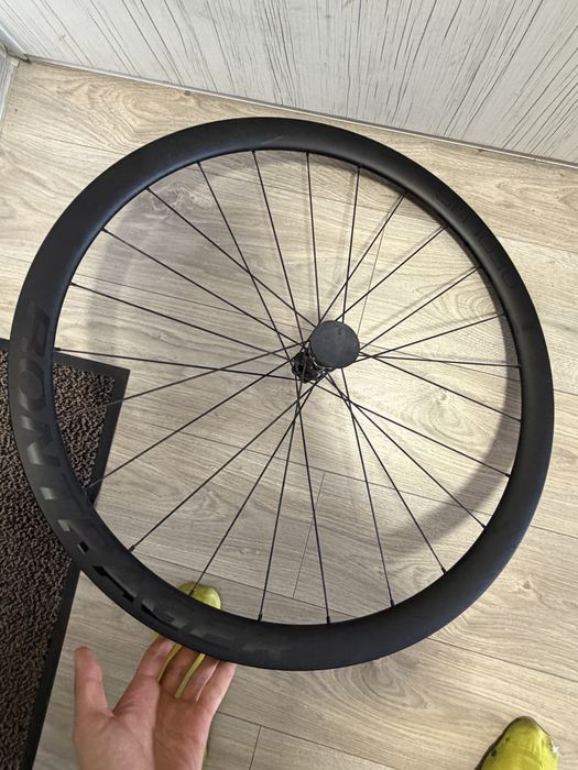 Roata față - Bontrager Aeolus Pro 37 TLR Disc Carbon