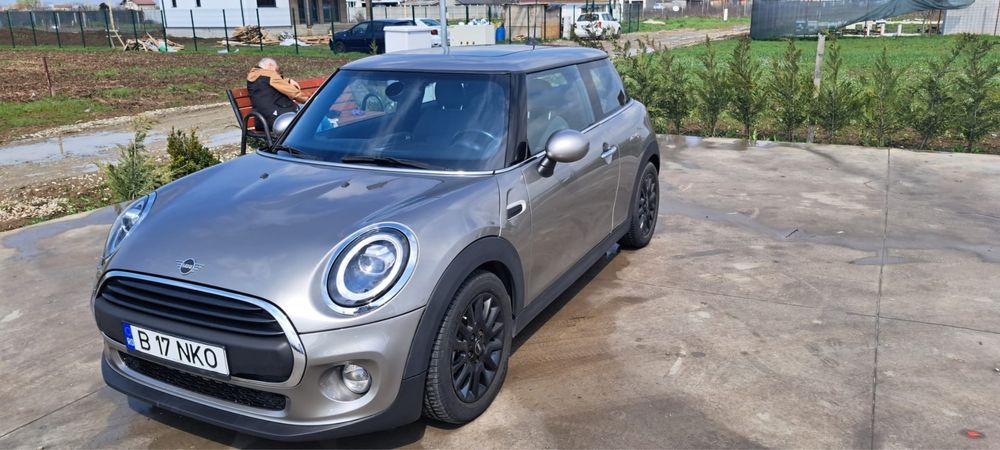 Mini Cooper an 2019 automata,