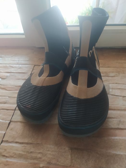 Продам ботинки для гор