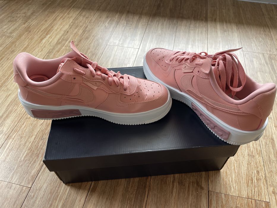 Чисто нови Nike W Air Force 1 Fontanka