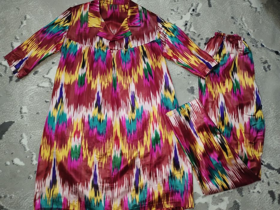 Хайитга хизмат киб юришга кийишга иштон куйне румол Росса чиройли С М