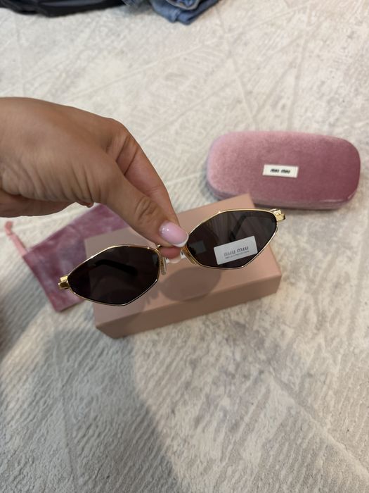Очки Miu Miu 2026