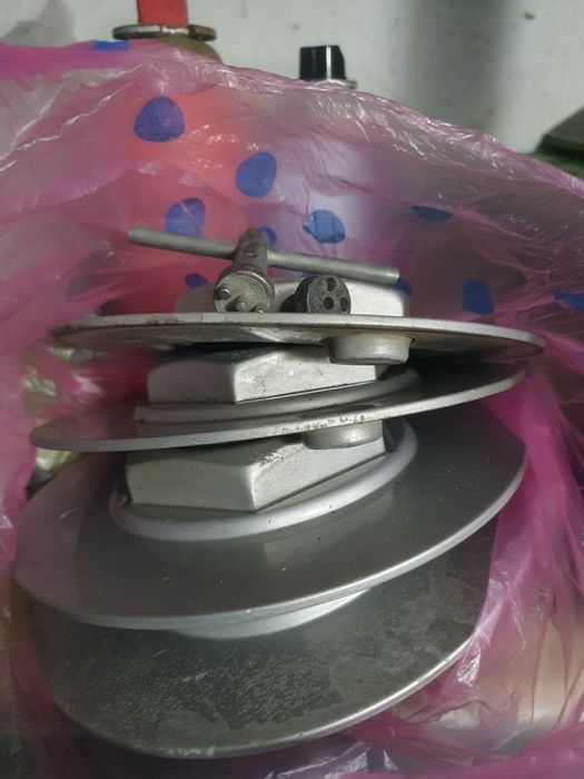 16 Диски с летней резиной.