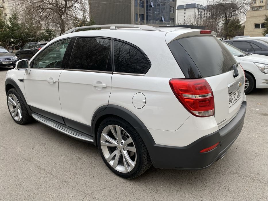 Каптива 4 срочно  продаётся