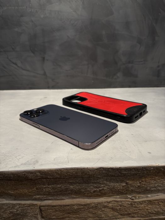 Перфектен Iphone 14 Pro Max 256 GB Purple