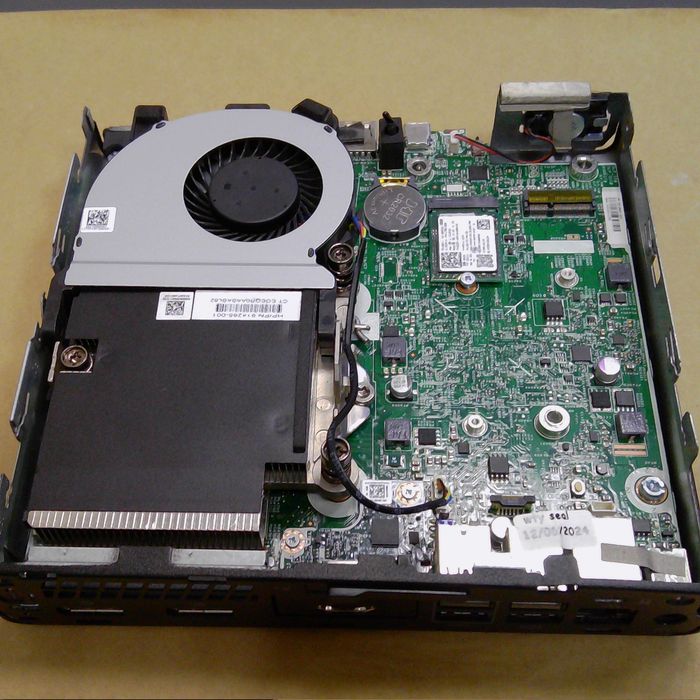 HP EliteDesk 800 G3 Mini PC