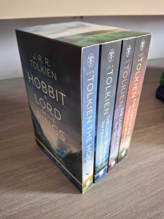 Cărti limba engleză Stăpânul inelelor