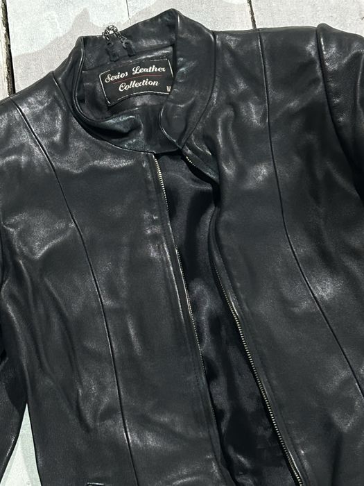 Кожанная куртка женская