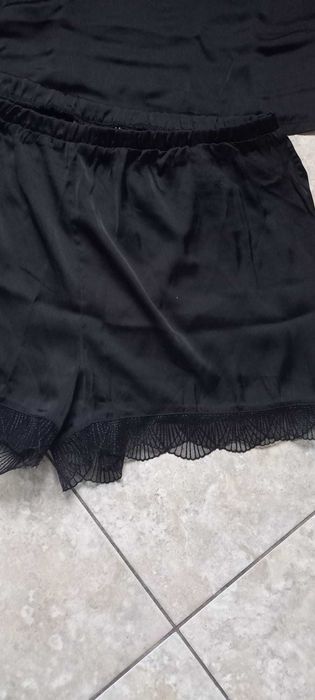 Compleu/pijama dama saten ,marime M,noua
