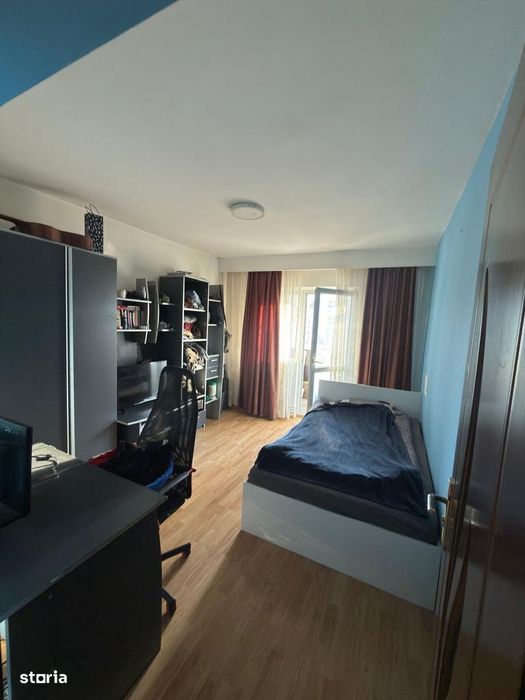 Vand apartament 3 camere Manastur