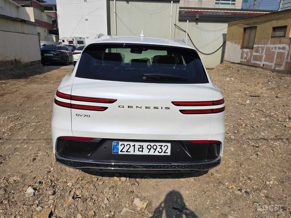 Genesis GV70 2.5T Gasoline 2WD