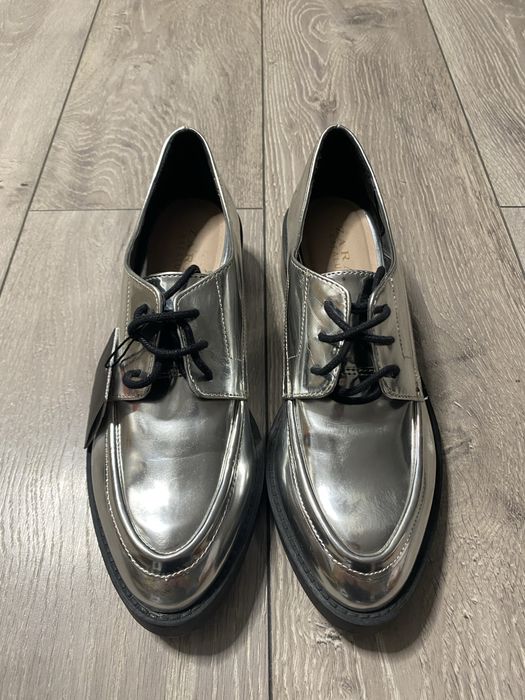 Pantofi Argintii Zara (40 / damă / noi cu eticheta)
