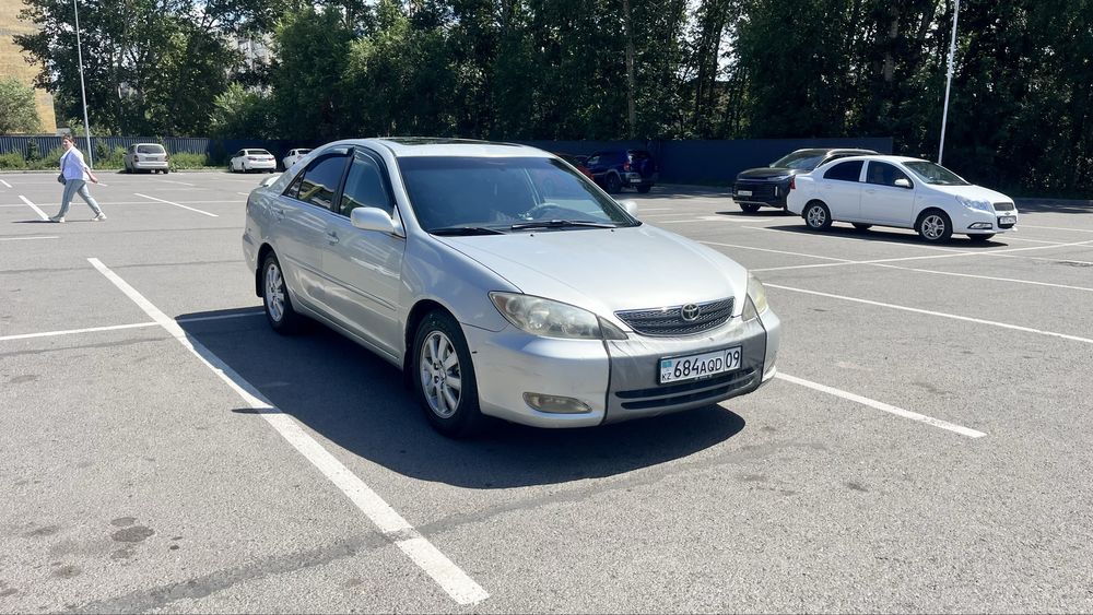 Продаю камри 30 американец