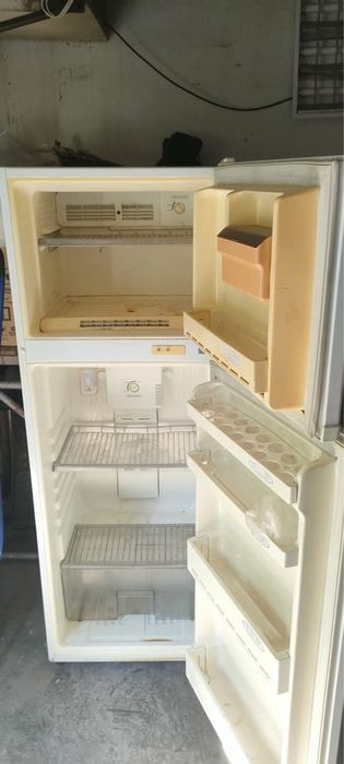 Продается холодильник