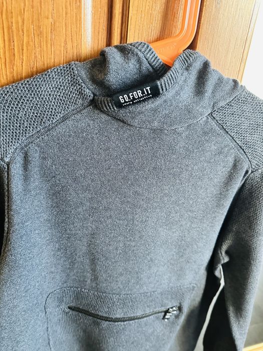 pulover copii Zara 9 ani