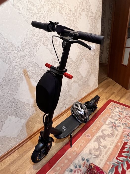 Срочно продаю отличный самокат