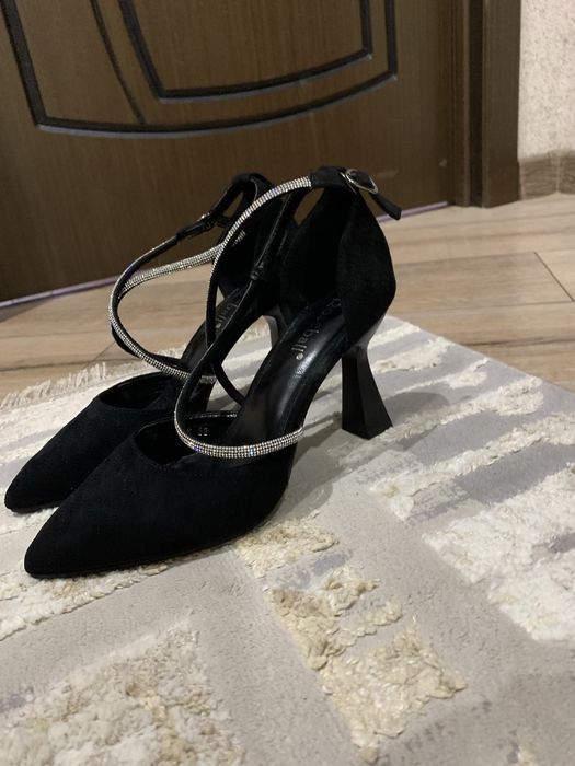 Вечерние новые туфли