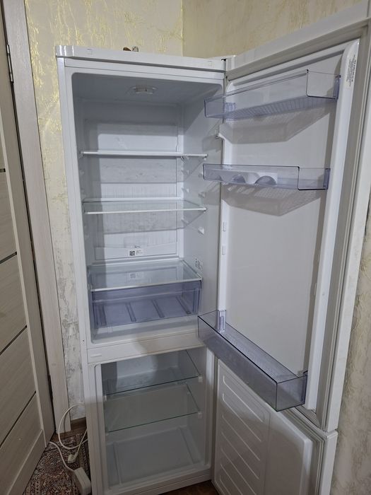 Холодильник BEKO