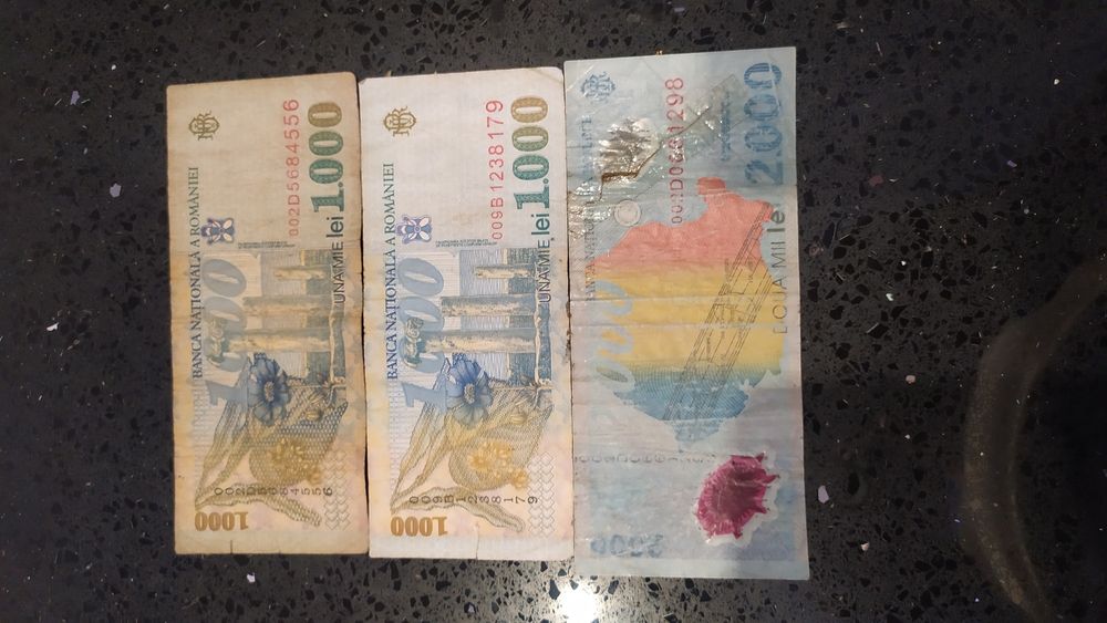 Vând 3 Bancnote Vechi de colecție !!!