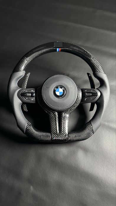 Volan BMW F Series Carbon Led 3,4,5,6,7 F01 F10 F11 F30 F31 F34 F36