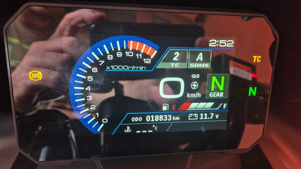 Motocicletă suzuki gsx 8R în garanție până în 2028