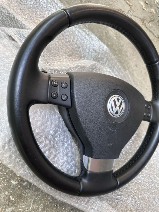 Волан с аербег и пера за Тигуан,Туаран,Голф и др