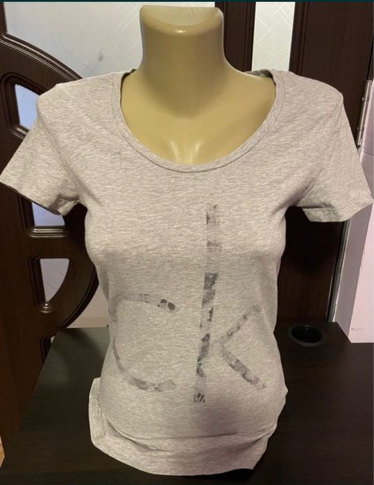 Tricou dama Calvin Klein Original,Preț Redus!
