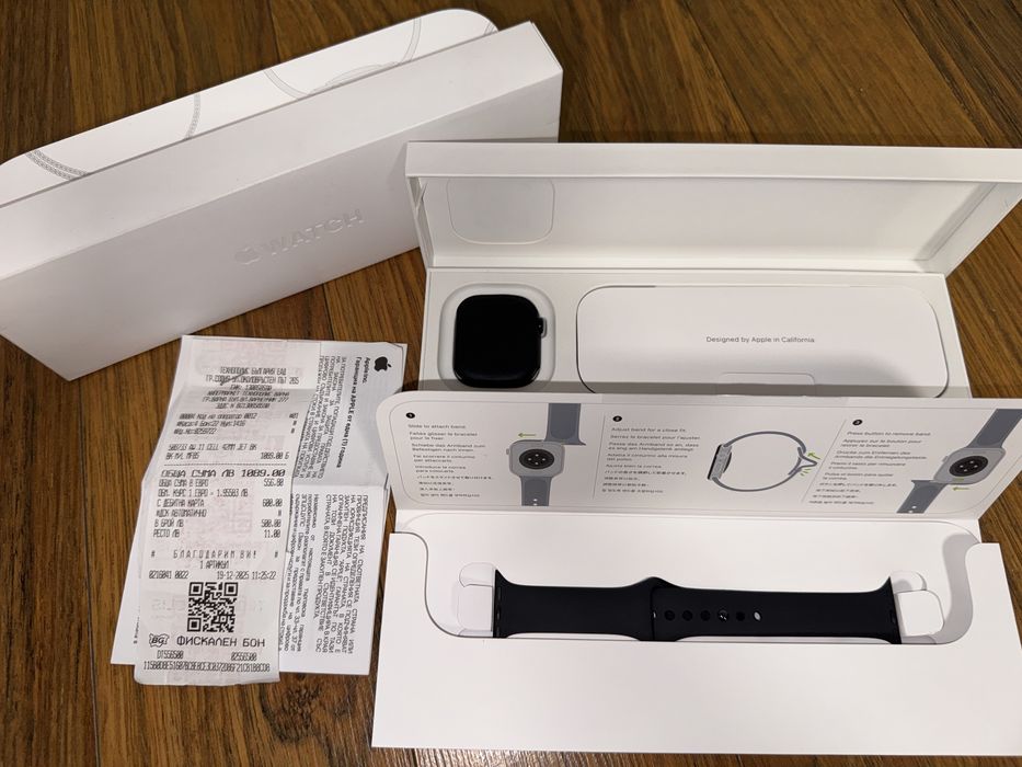 ЧИСТО НОВ Apple Watch S11, CELL, Jet Black