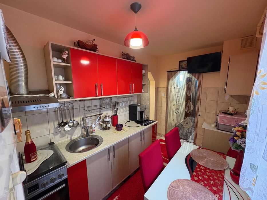 Apartament 2 camere, Baia Mare, Bulevardul București, zonă centrală