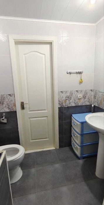 Метро Новза 3х комнатна. Можно всем жить!